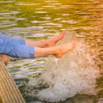 donna gambe acqua